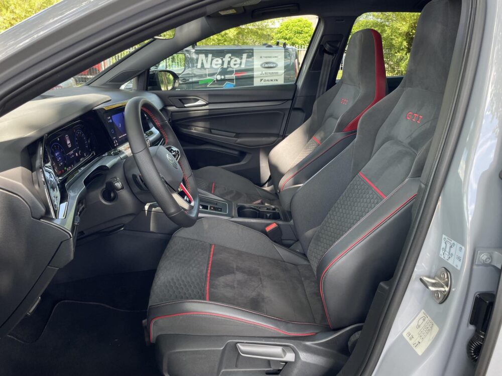 Volkswagen Golf 2.0 TSI GTI ClubSport 45 Jahre 17