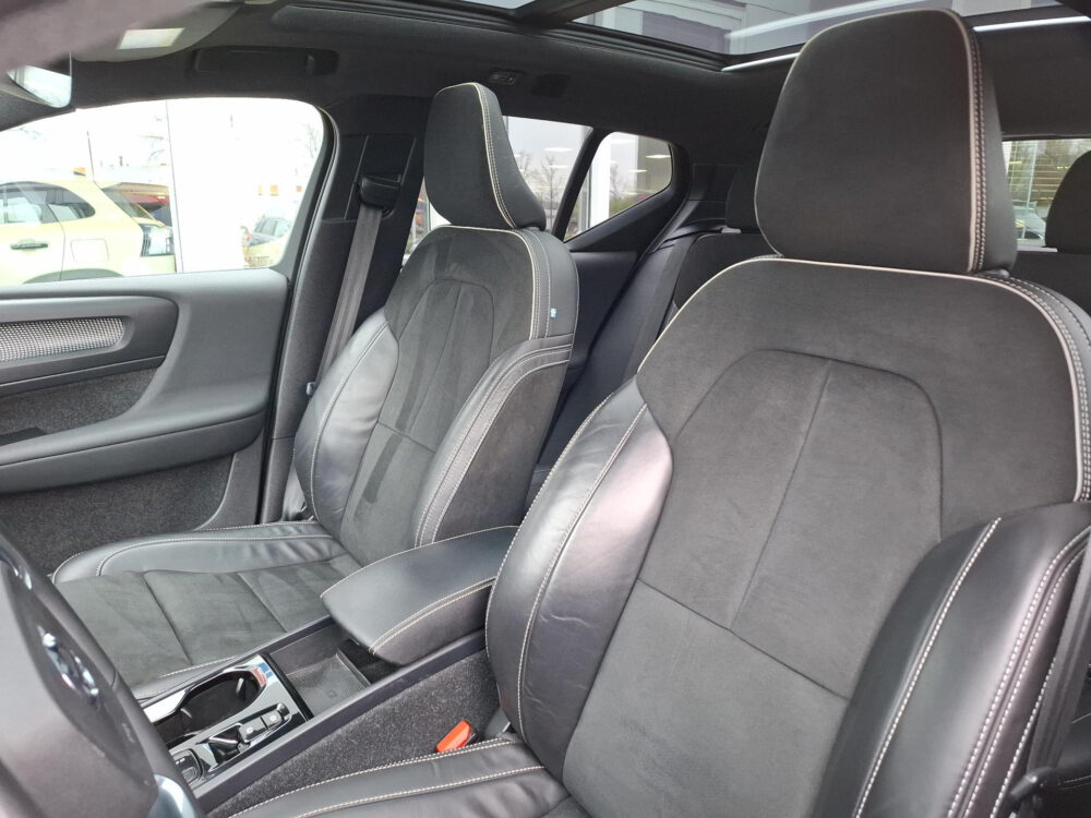 Volvo XC40 1.5 T5 Recharge R-Design 10