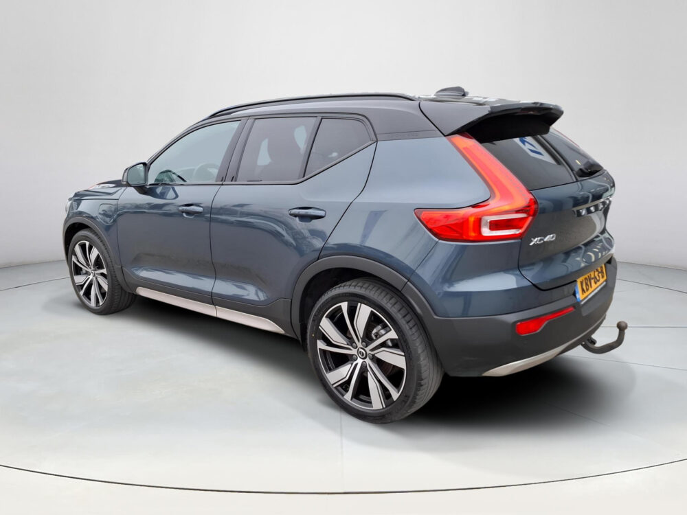 Volvo XC40 1.5 T5 Recharge R-Design 2