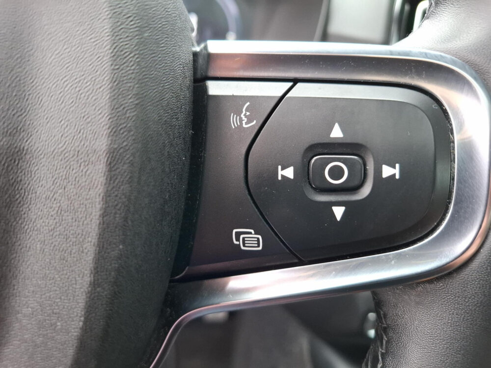Volvo XC40 1.5 T5 Recharge R-Design 25