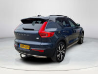 Volvo XC40 1.5 T5 Recharge R-Design 36