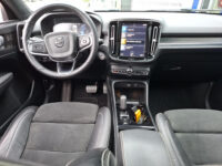 Volvo XC40 1.5 T5 Recharge R-Design 44