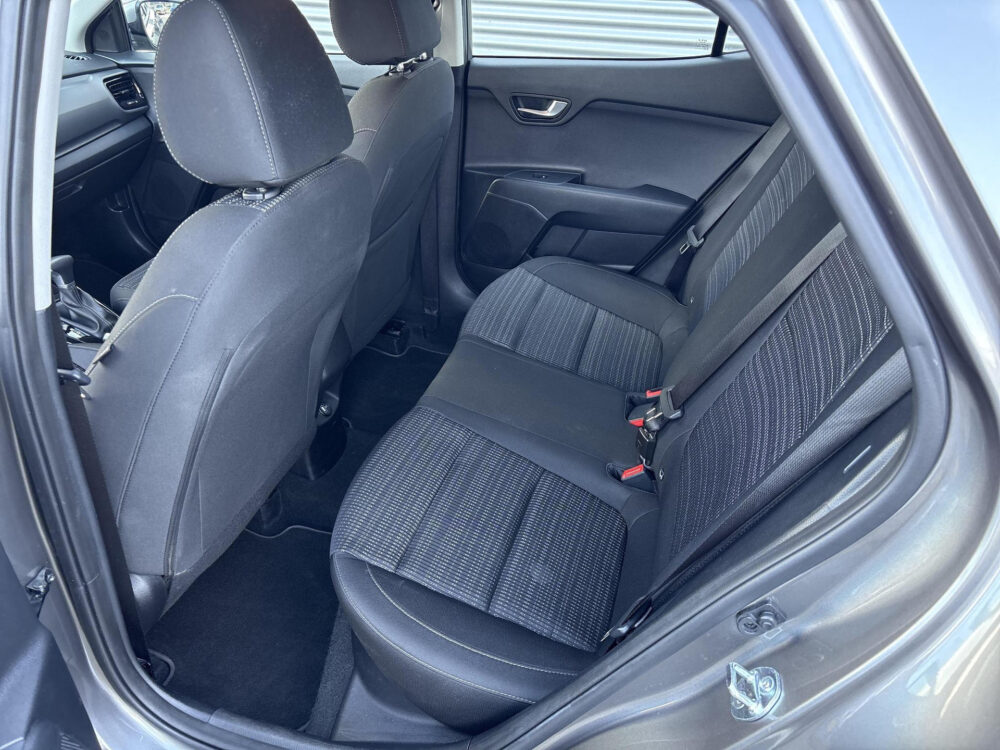 Kia Stonic 1.0 T-GDi MHEV DynamicLine 8