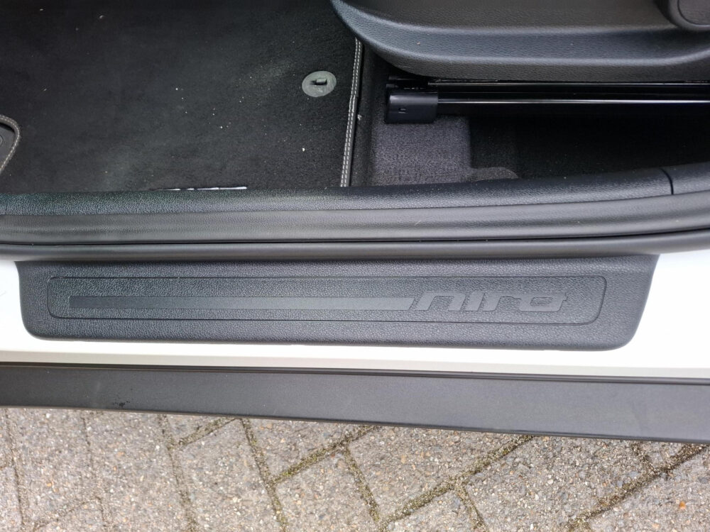 Kia Niro 1.6 GDi PHEV DynamicLine 27