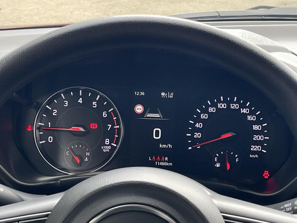 Suzuki Swift 1.2 Comfort Smart Hybrid 12