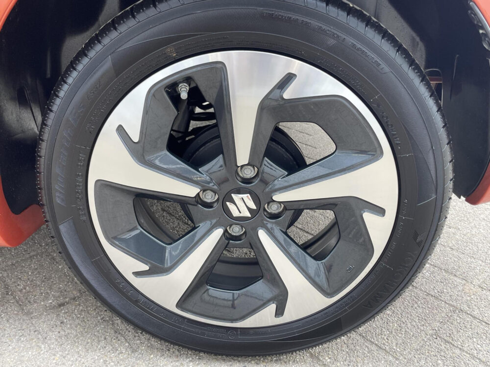 Suzuki Swift 1.2 Comfort Smart Hybrid 16