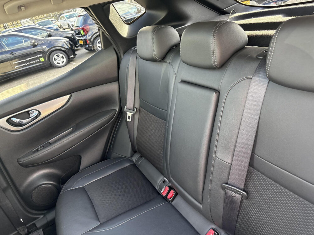Nissan QASHQAI 1.2 Tekna 15