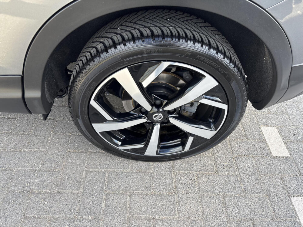 Nissan QASHQAI 1.2 Tekna 17