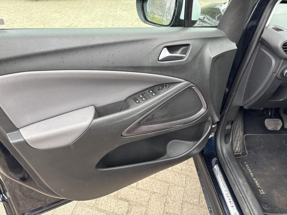 Opel Crossland X 1.2 Turbo Innovation 9