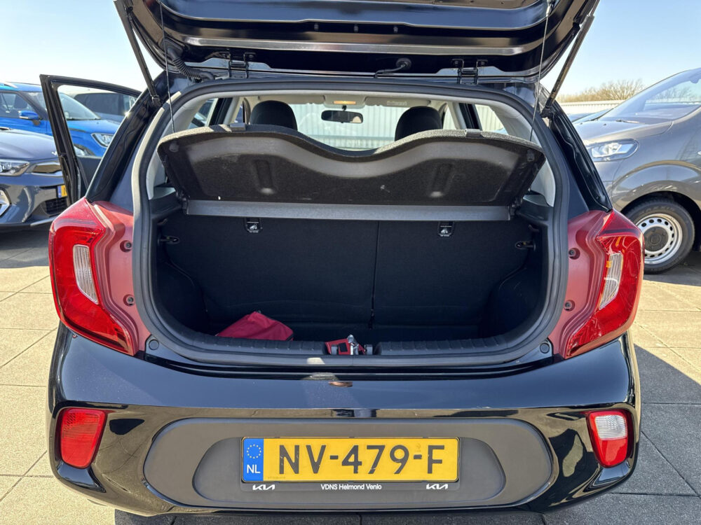 Kia 16