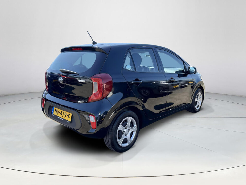 Kia 4