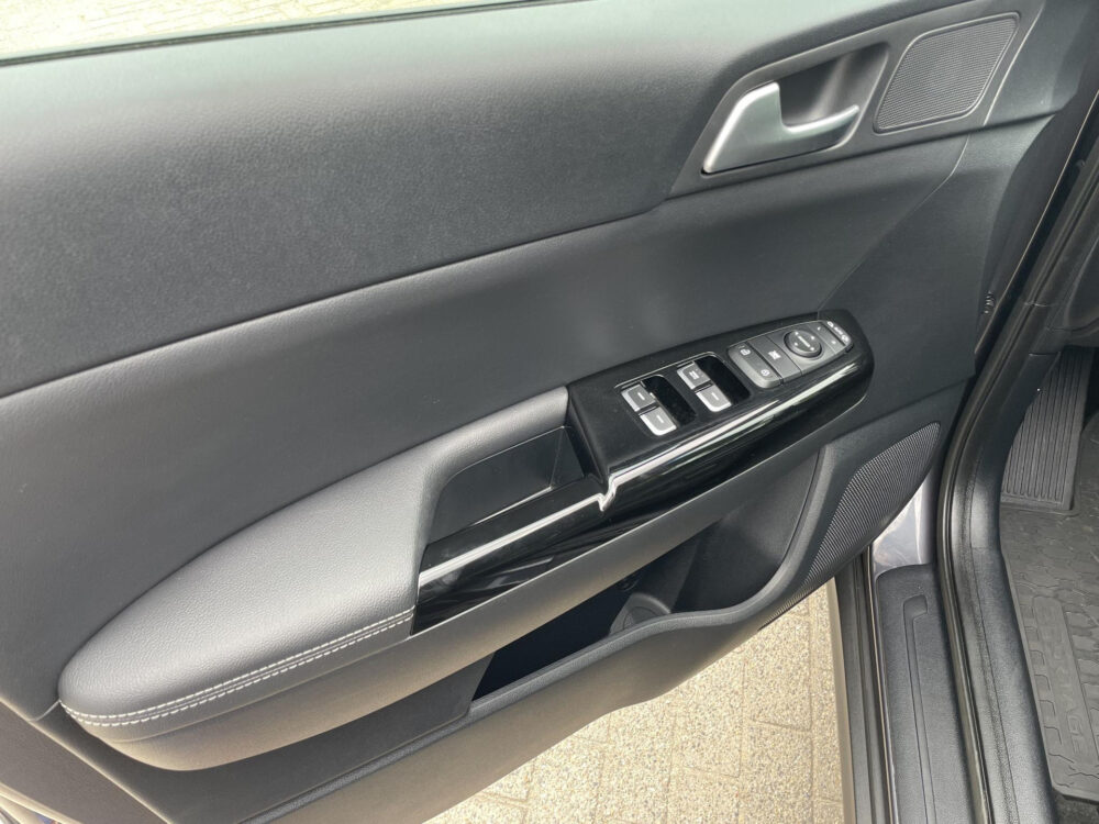 Kia Sportage 1.6 GDI Design Edition 9