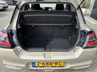 Suzuki Swift 1.2 Style Smart Hybrid 39