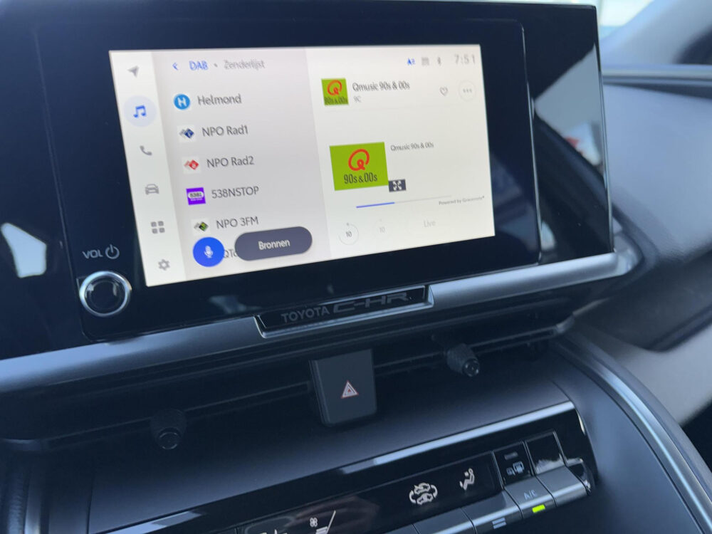 Toyota C-HR 1.8 Hybrid 140 Active 19