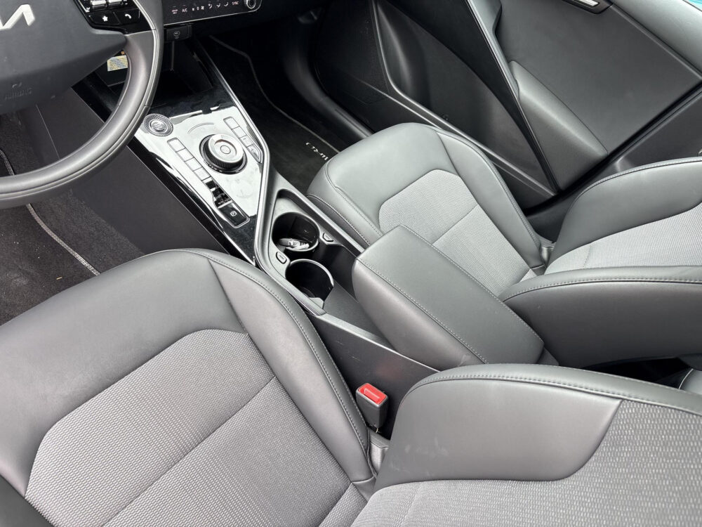 Kia Niro 1.6 GDi Hybrid DynamicLine 14