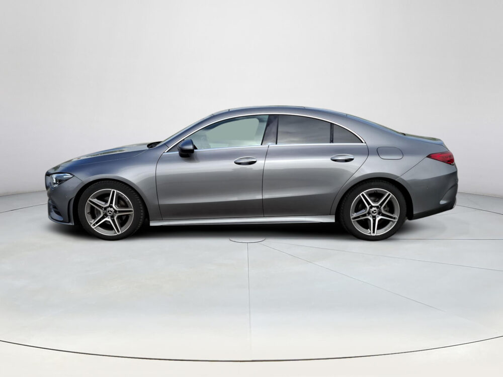 Mercedes-Benz CLA-Klasse 180 Premium Plus 1