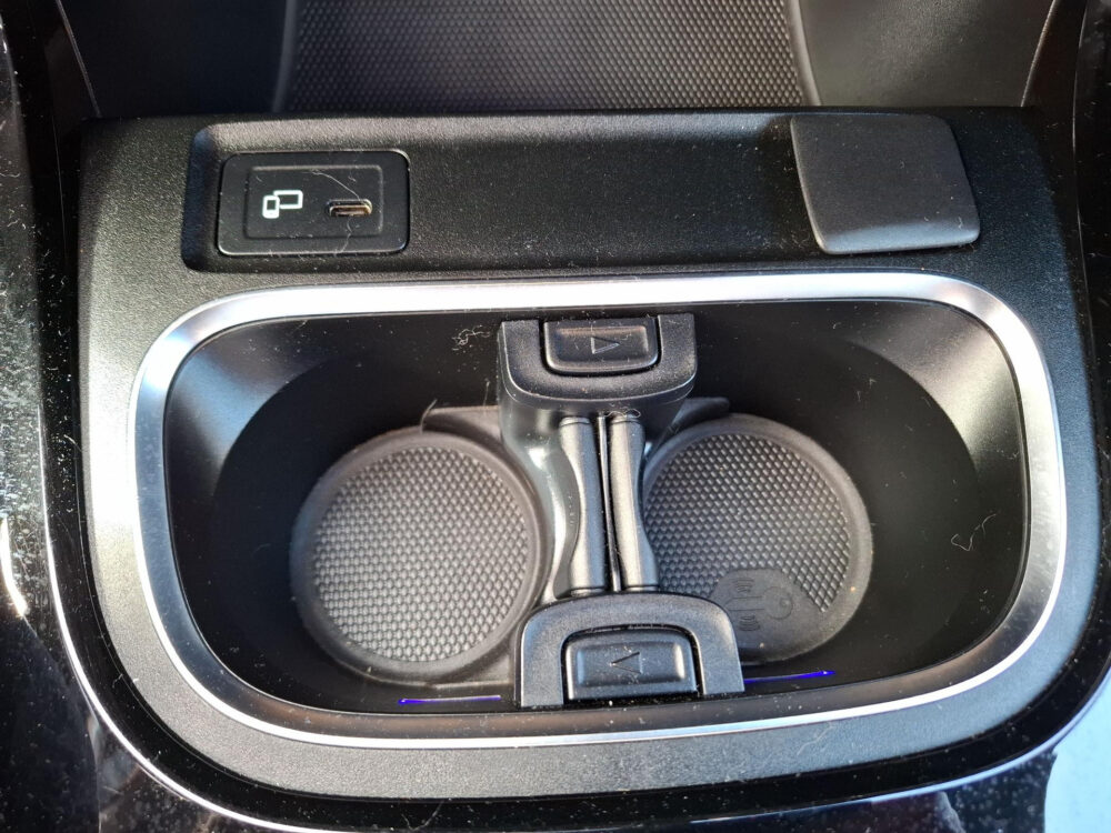 Mercedes-Benz CLA-Klasse 180 Premium Plus 27