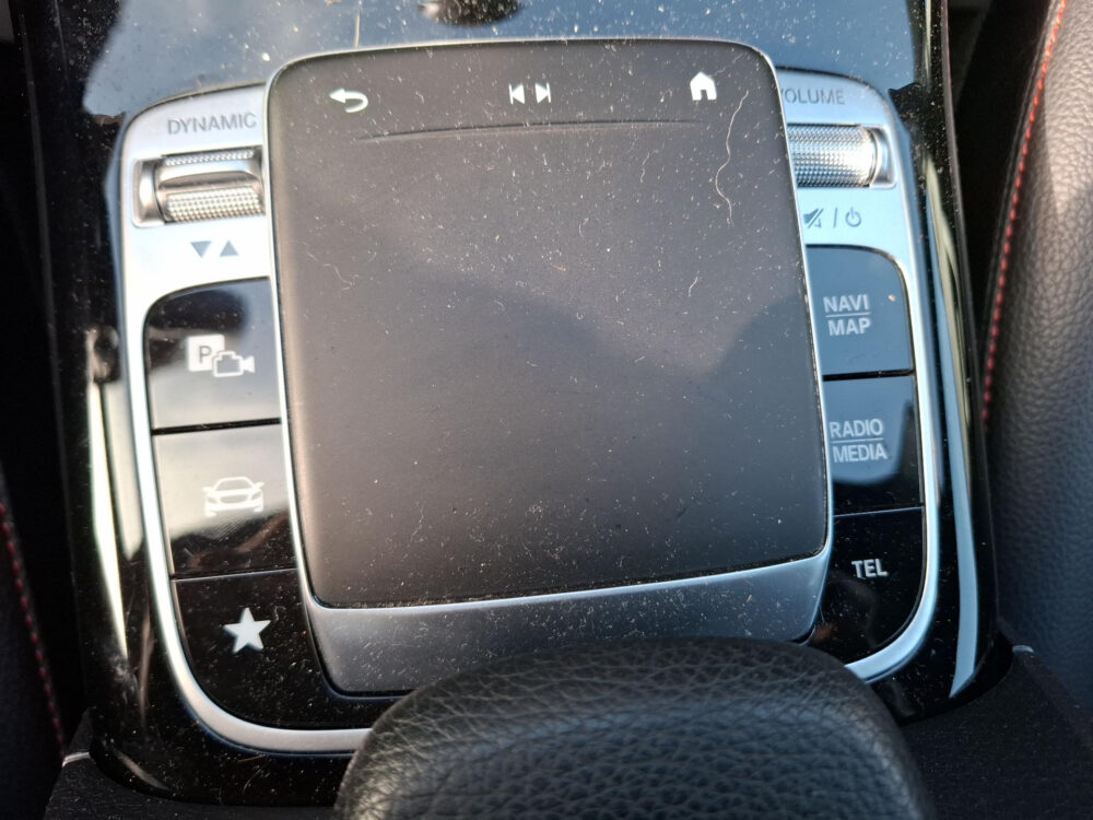 Mercedes-Benz CLA-Klasse 180 Premium Plus 28