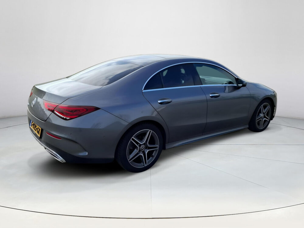 Mercedes-Benz CLA-Klasse 180 Premium Plus 4
