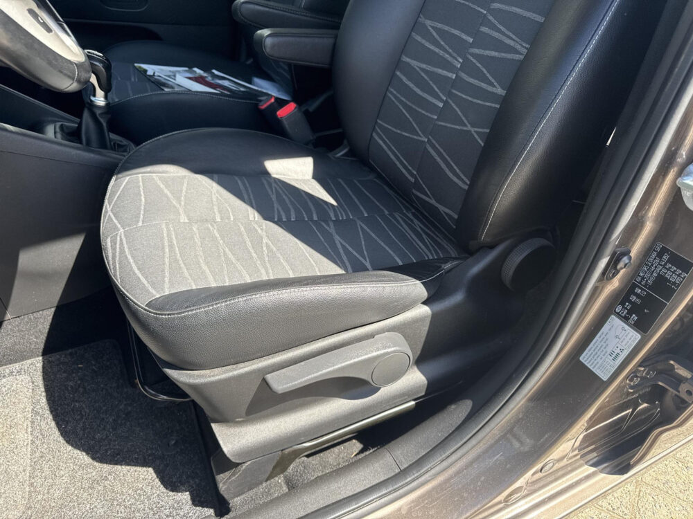 Kia Venga 1.4 CVVT DynamicPLusLine 11