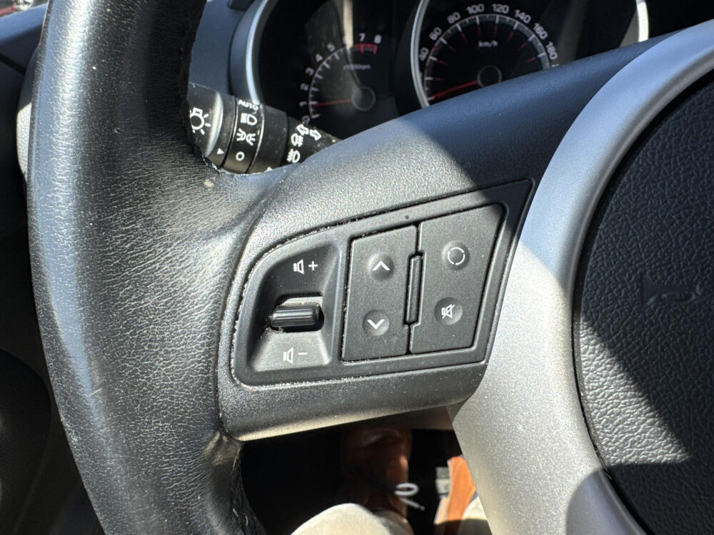 Kia Venga 1.4 CVVT DynamicPLusLine 27