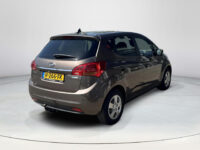 Kia Venga 1.4 CVVT DynamicPLusLine 36