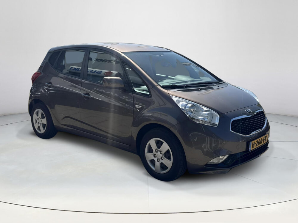 Kia Venga 1.4 CVVT DynamicPLusLine 6