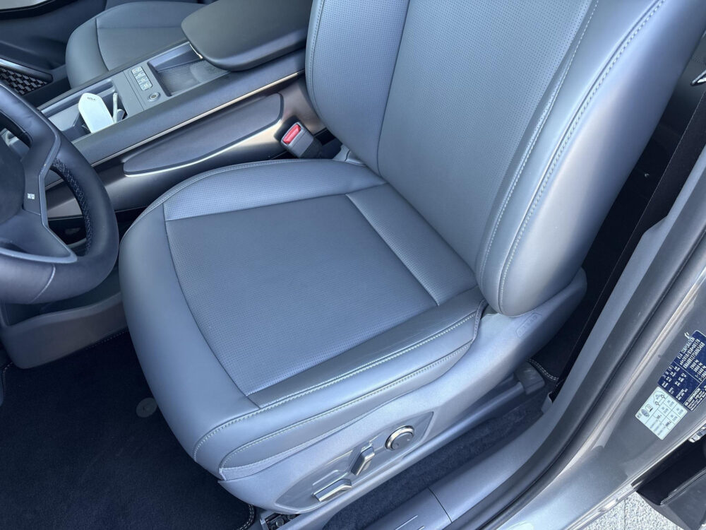 Kia EV9 First Edition 76.1 kWh 10