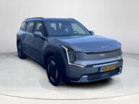 Kia EV9 First Edition 76.1 kWh 25