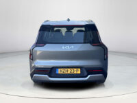 Kia EV9 First Edition 76.1 kWh 27
