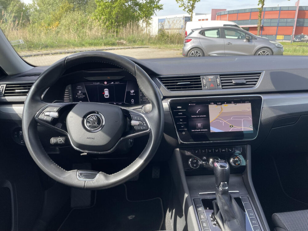 Škoda Superb 1.4 TSI iV Business Edition 12
