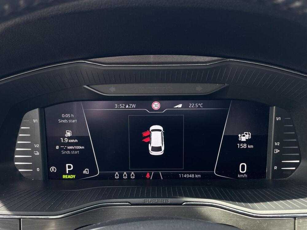 Škoda Superb 1.4 TSI iV Business Edition 13
