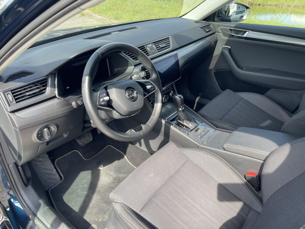 Škoda Superb 1.4 TSI iV Business Edition 8
