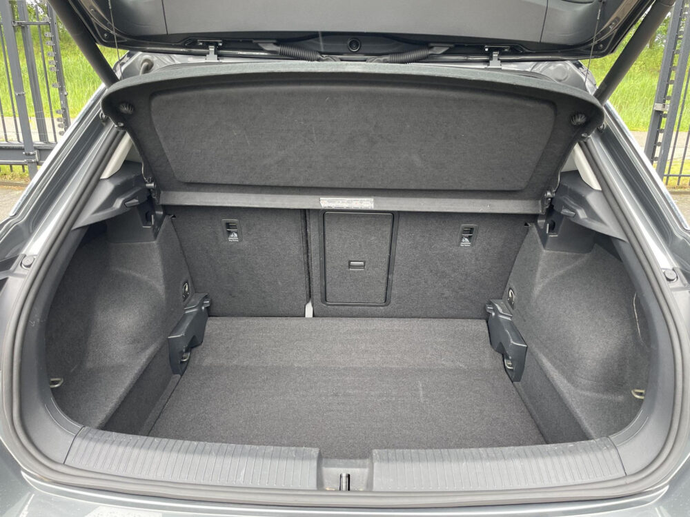 Volkswagen T-Roc 1.0 TSI Style Business 16