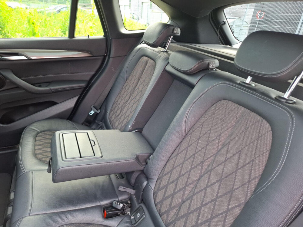 BMW X1 sDrive20i High Executive 16
