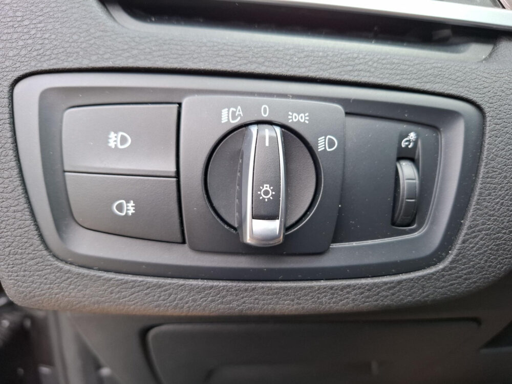 BMW X1 sDrive20i High Executive 23