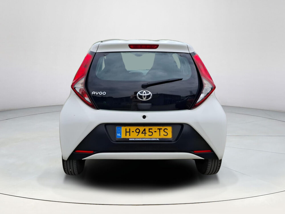 Toyota Aygo 1.0 VVT-i x-fun 3