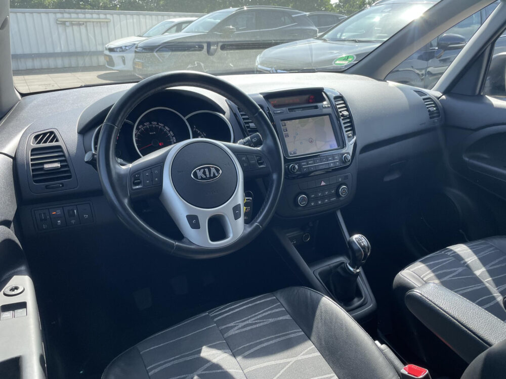 Kia Venga 1.4 CVVT First Edition 11