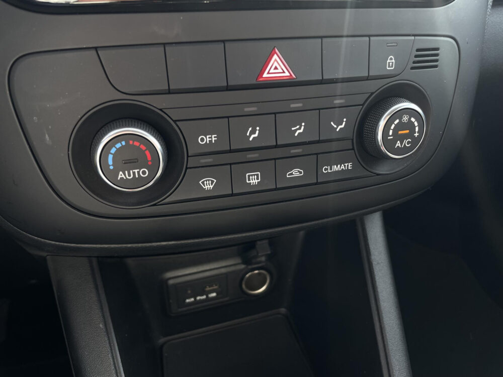 Kia Venga 1.4 CVVT First Edition 13