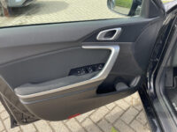 Kia Ceed 1.5 T-GDi MHEV DynamicLine 36