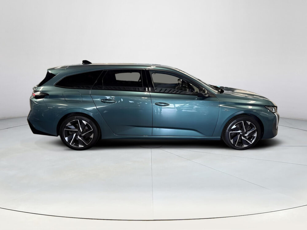 Peugeot 308 SW 1.6 HYbrid 180 Allure Pack Business 5