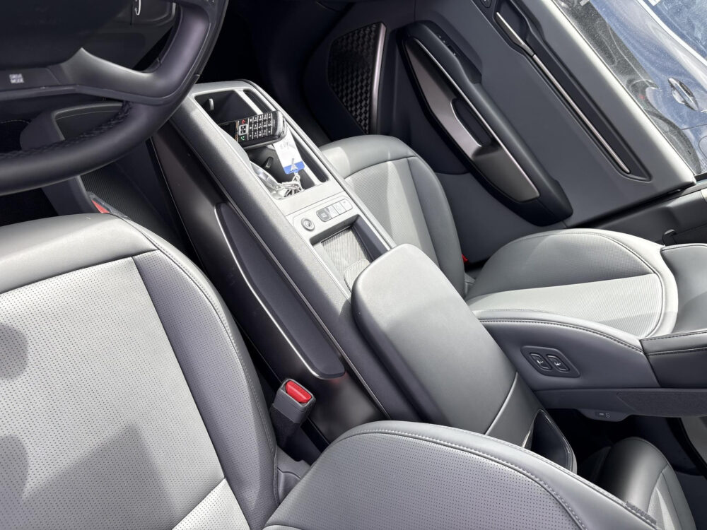 Kia EV9 First Edition 76.1 kWh 15