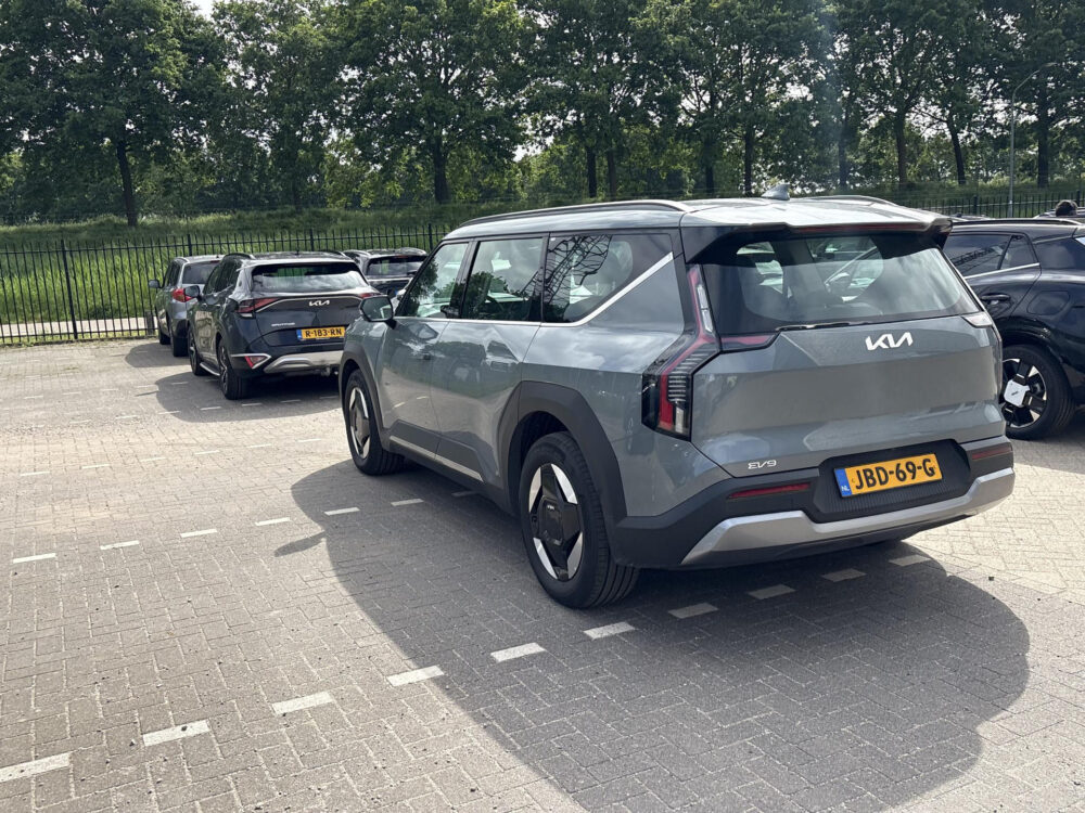 Kia EV9 First Edition 76.1 kWh 7