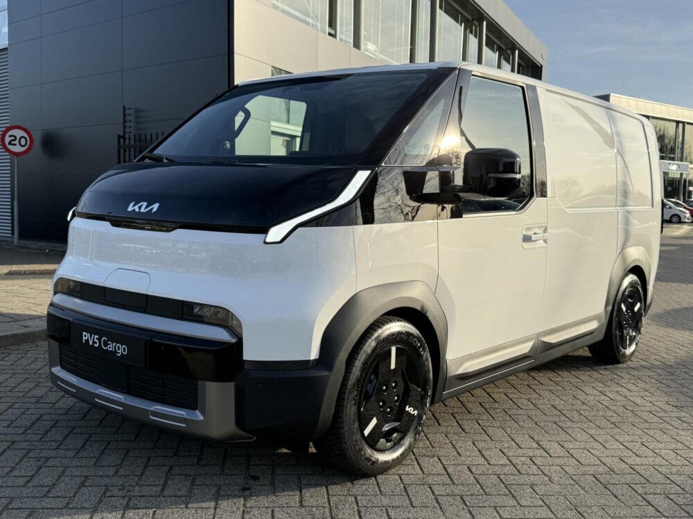 Kia PV5 L2H1 Plus 71.2 kWh 1