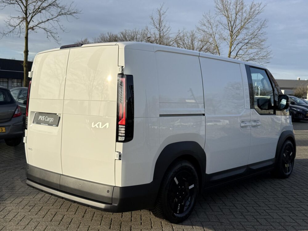 Kia PV5 L2H1 Plus 71.2 kWh 5