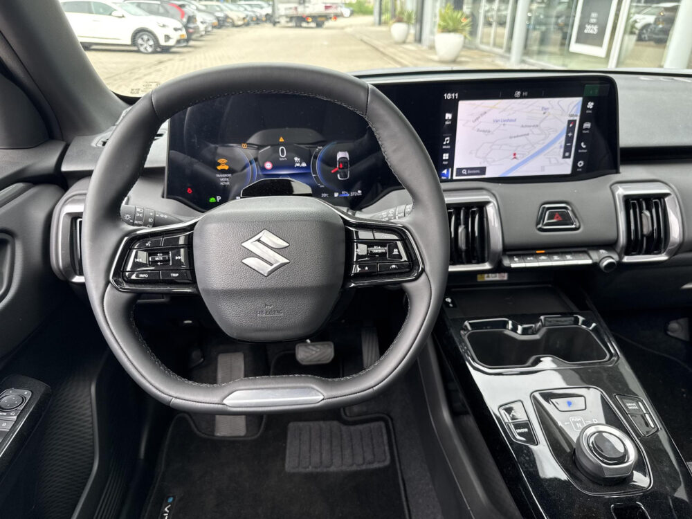 Suzuki e Vitara Style 61 kWh 12