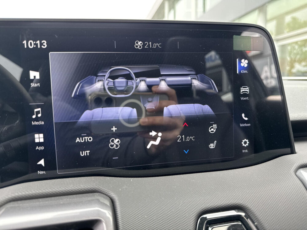 Suzuki e Vitara Style 61 kWh 18