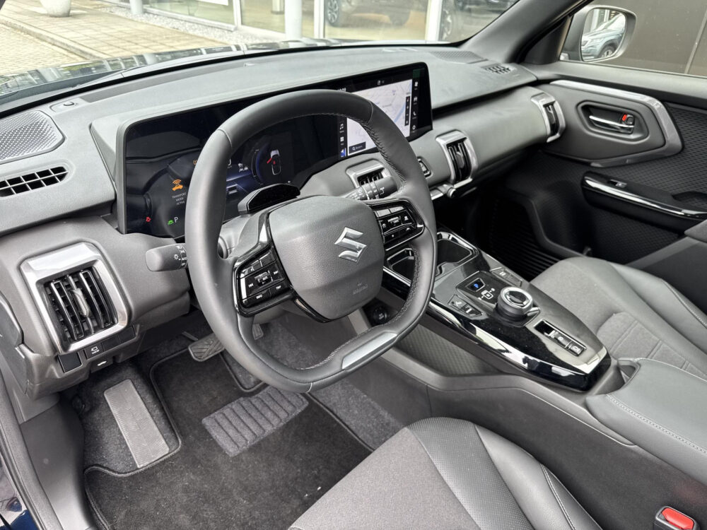 Suzuki e Vitara Style 61 kWh 8