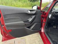 Ford Fiesta 1.0 EcoBoost Titanium 28