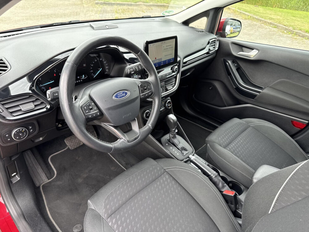 Ford Fiesta 1.0 EcoBoost Titanium 8
